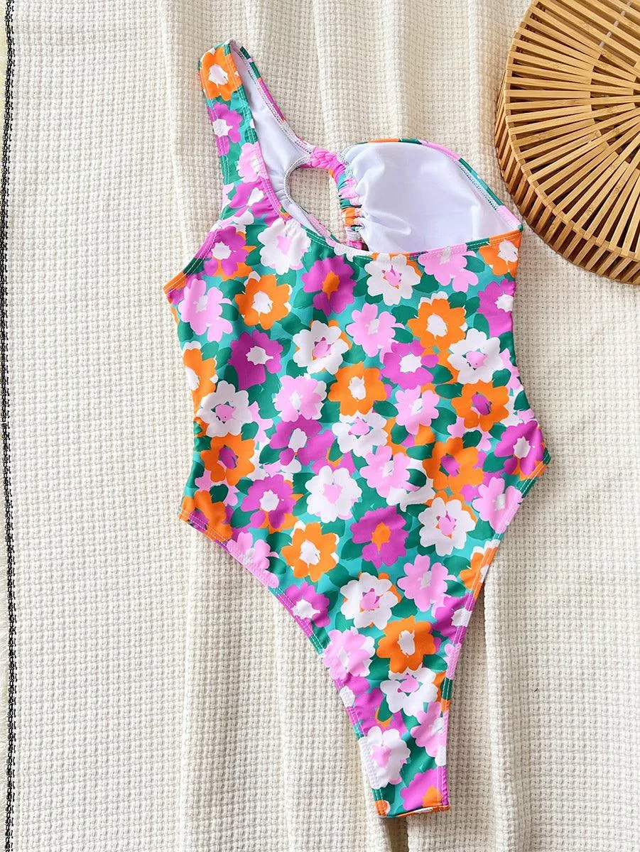 Women's Flowers Bathing Suits - Fashionable Floral One-Piece Swimsuit